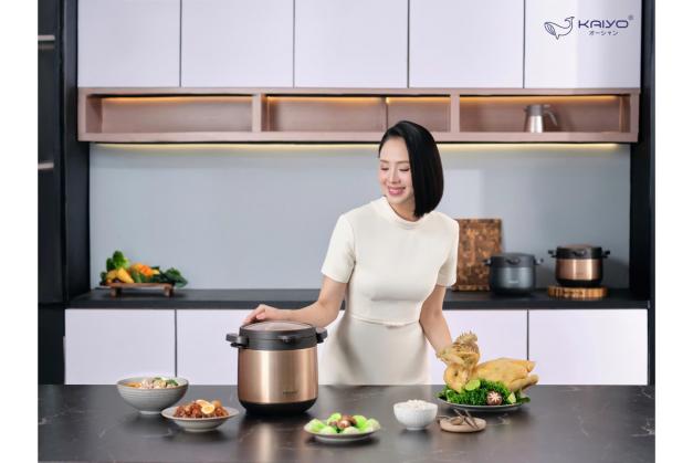 Nồi ủ Kaiyo 4,5L KTC6896 & KTC6902 Kitchen Mate loại tay cầm vung kính thương hiệu Nhật bản